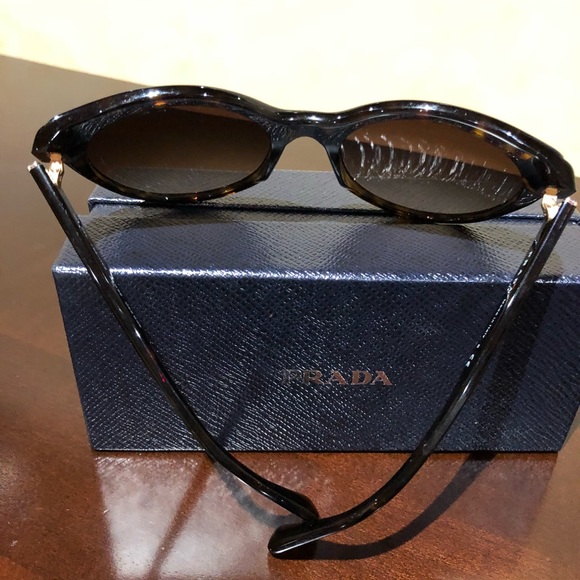 Prada Sunglasses 230s Brown - Picture 7 of 8